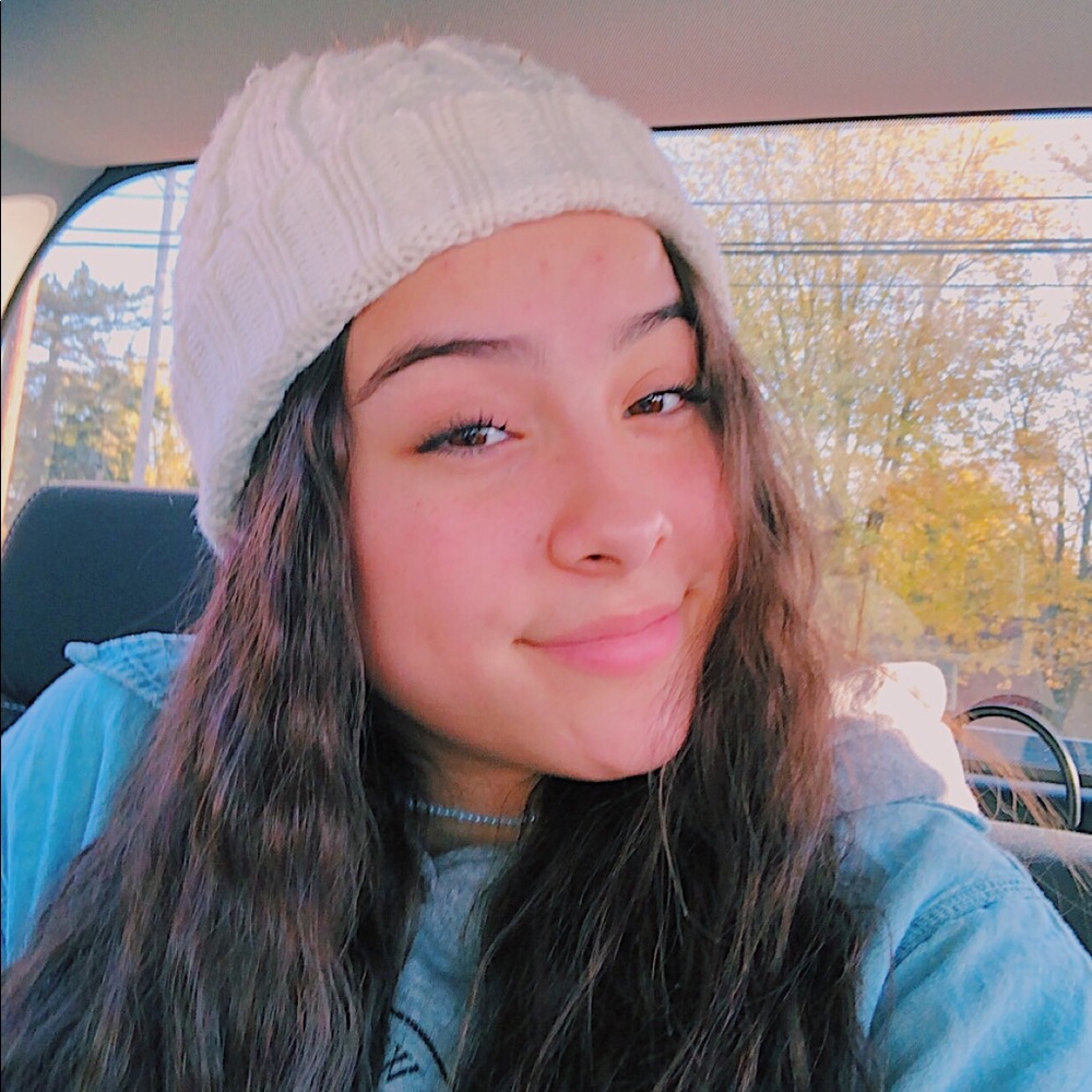 Meet your Posher, Devita